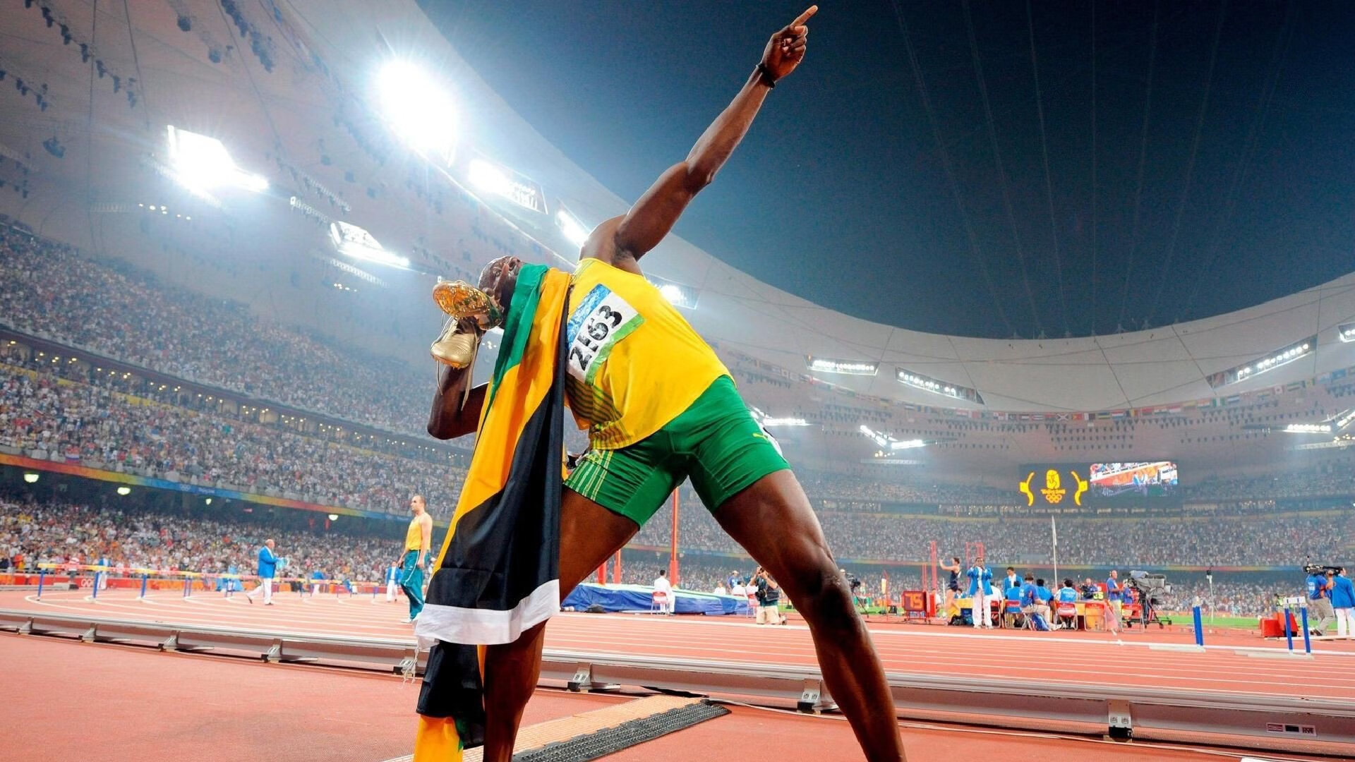 开云集团中国官网-“冠军光荣瞬间：荣誉背后的感人故事”，讲述荣誉