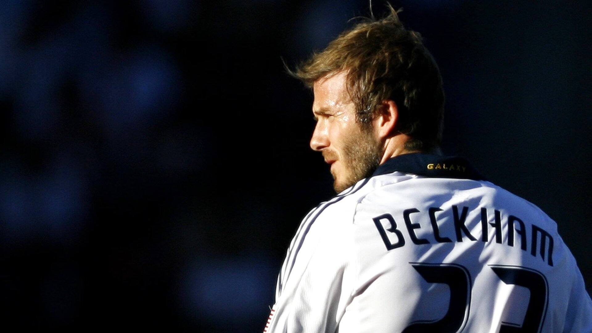 kaiyun 开云体育-“铁血拼杀！场上强队逐鹿，冠军悬念不断升温”，铁血lol